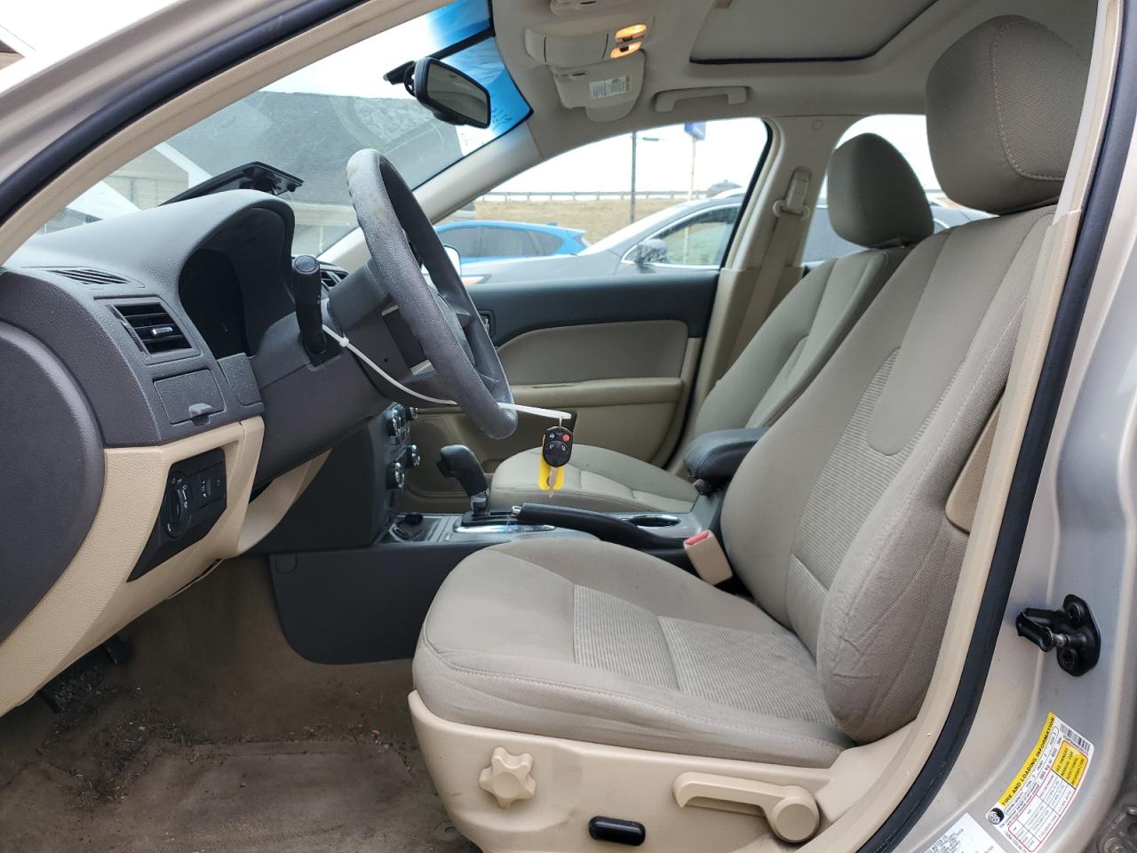 2010 Ford Fusion Se VIN: 3FAHP0HA9AR365375 Lot: 93373645