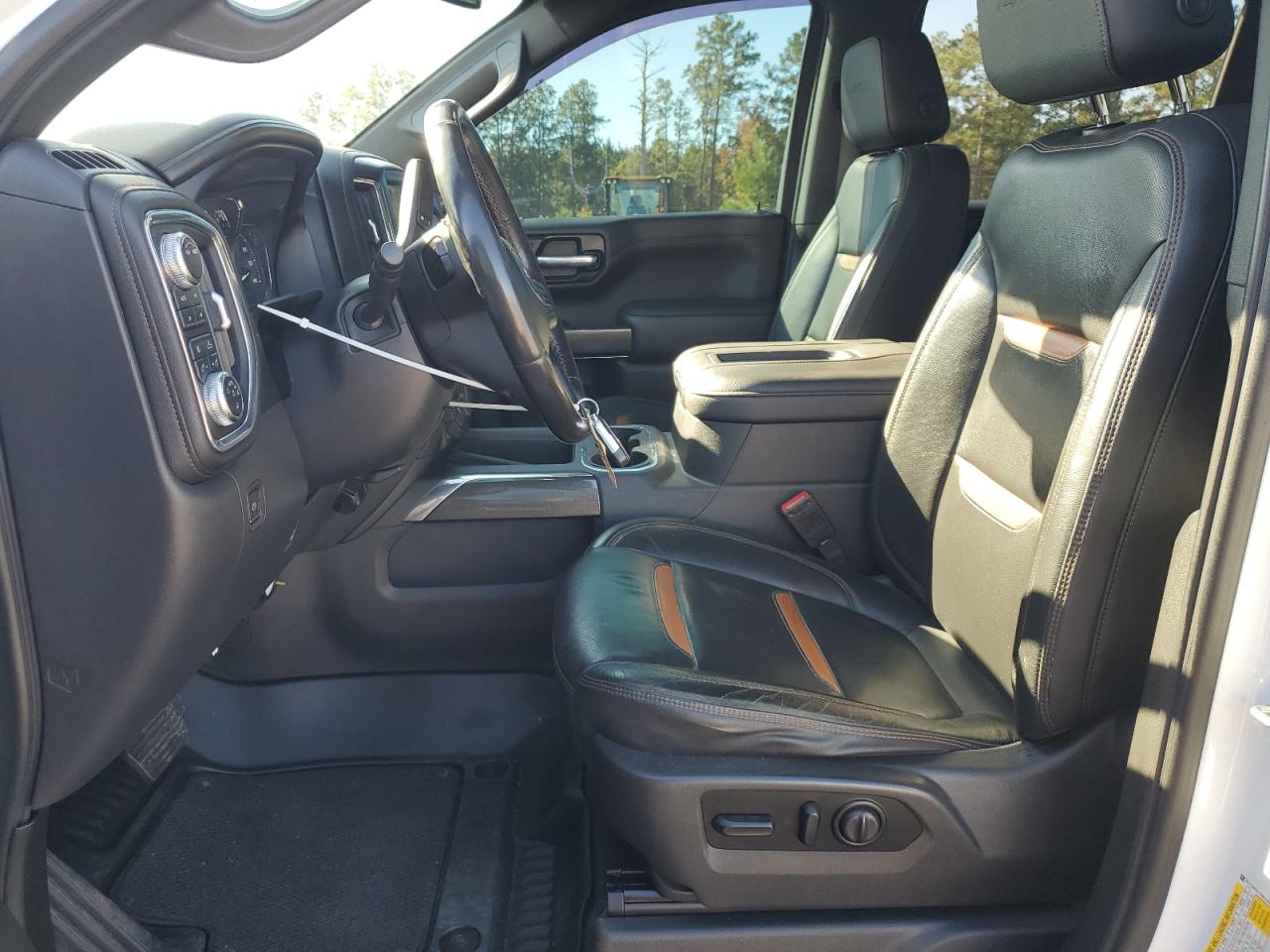 2021 GMC Sierra K1500 At4 VIN: 3GTU9EET5MG380140 Lot: 92308225