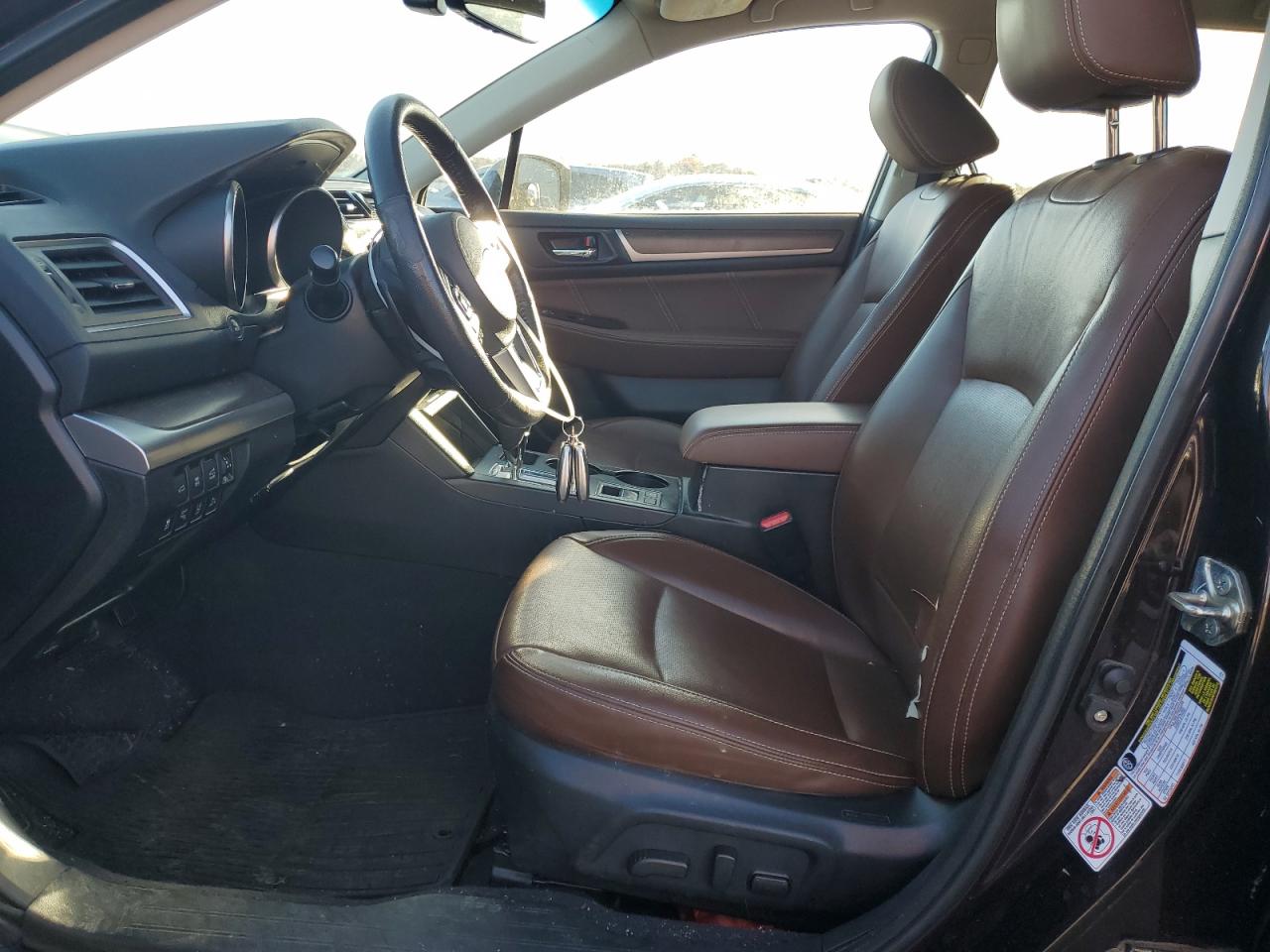 2017 Subaru Outback Touring VIN: 4S4BSATC4H3213098 Lot: 92819435