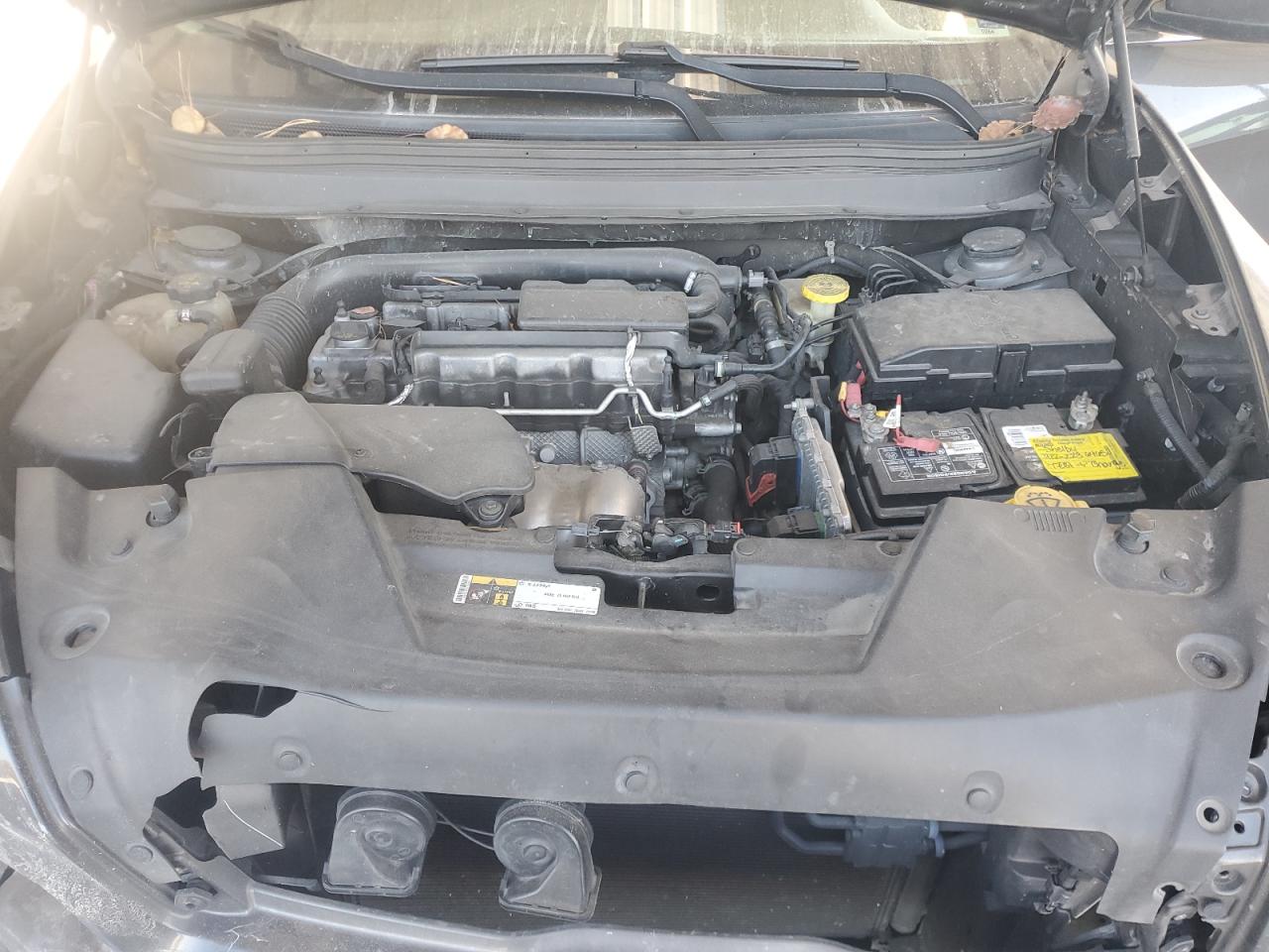 2016 Jeep Cherokee Latitude VIN: 1C4PJLCB2GW297399 Lot: 92908455