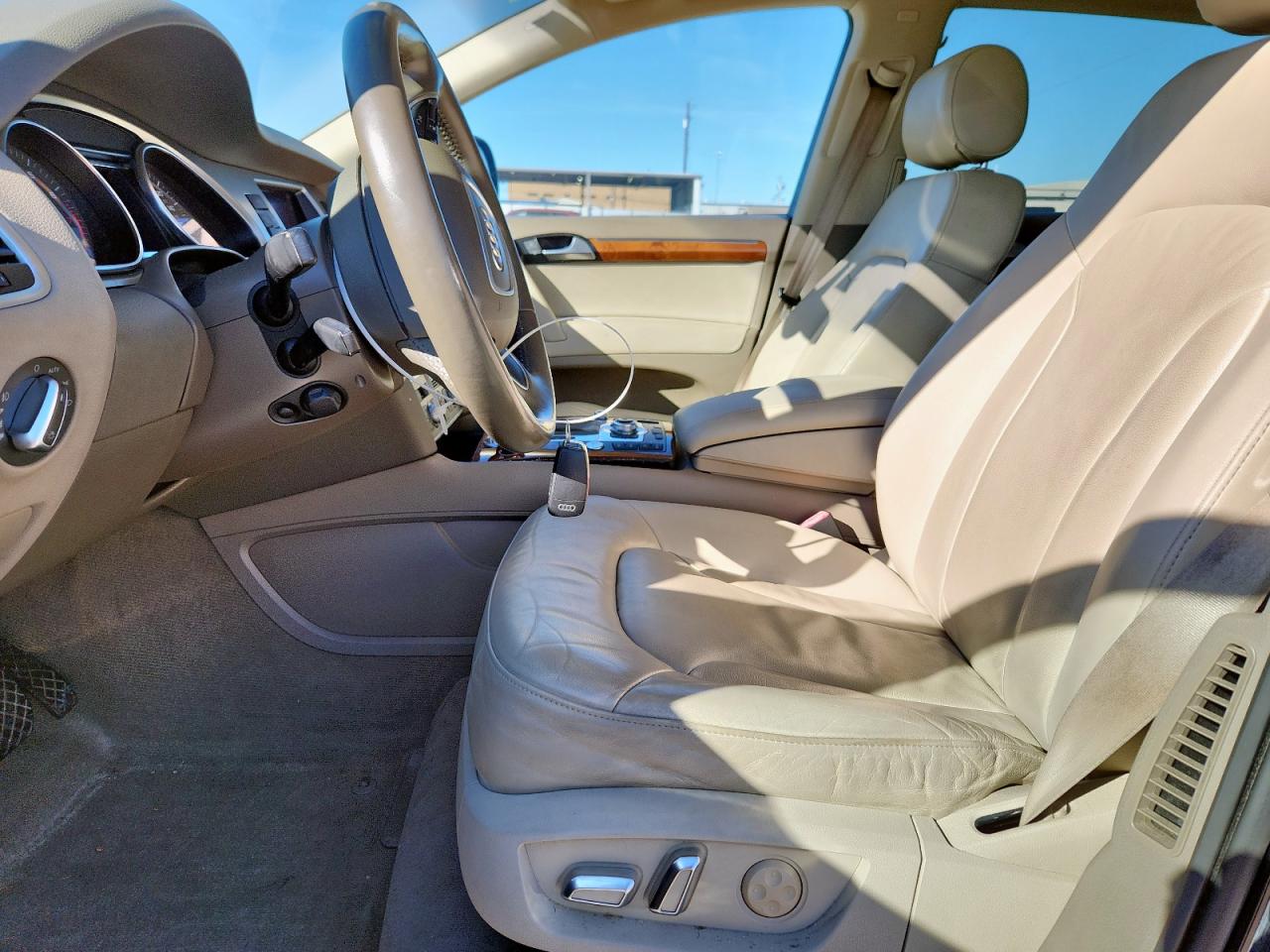 2015 Audi Q7 Premium Plus VIN: WA1LGAFE0FD024831 Lot: 92261455