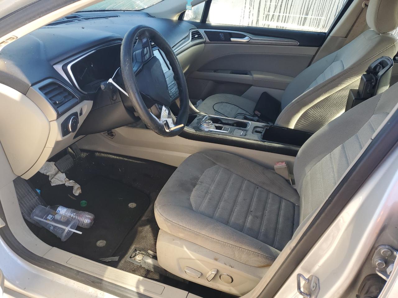 2019 Ford Fusion Se VIN: 3FA6P0HD1KR159888 Lot: 92617565