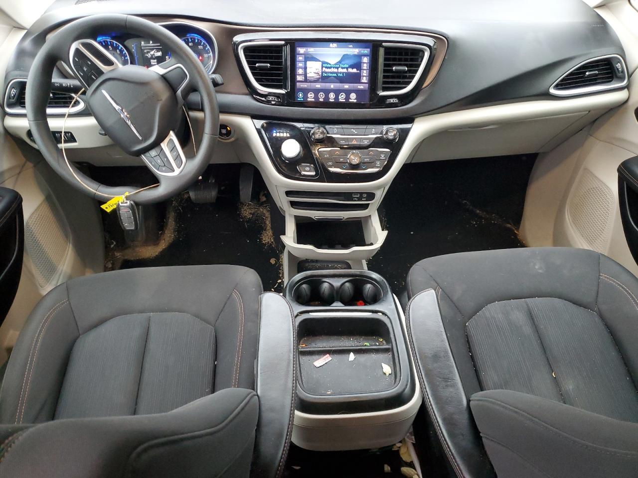 2018 Chrysler Pacifica Touring Plus VIN: 2C4RC1FG6JR235518 Lot: 93109915