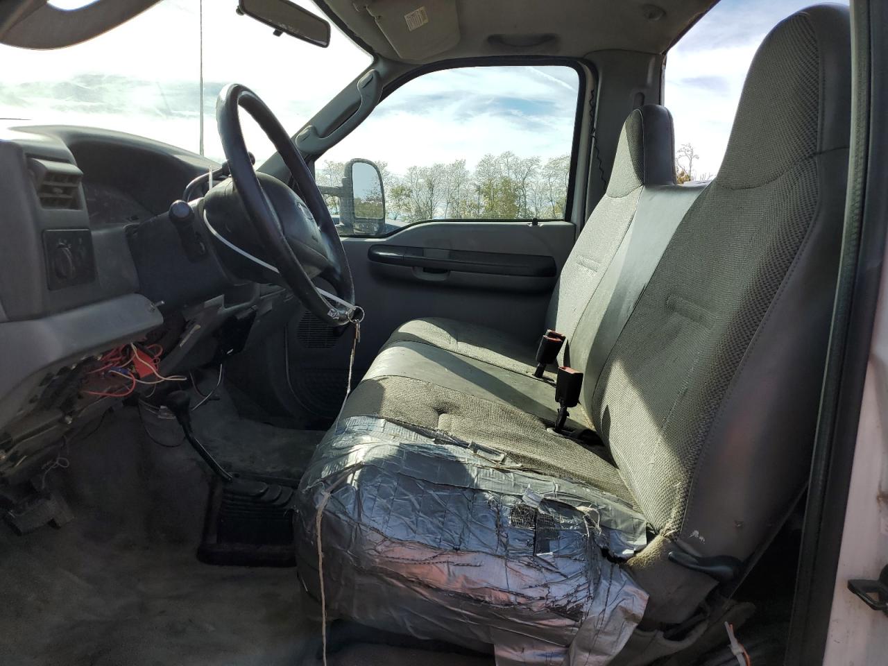 2003 Ford F250 Super Duty VIN: 1FTNF21L43EB27902 Lot: 90456755