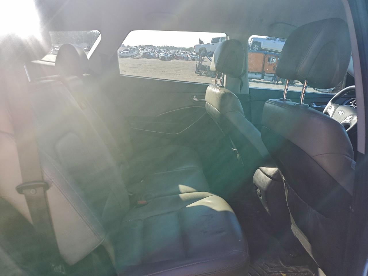 2018 Hyundai Santa Fe Se VIN: KM8SM4HF8JU270161 Lot: 94153805