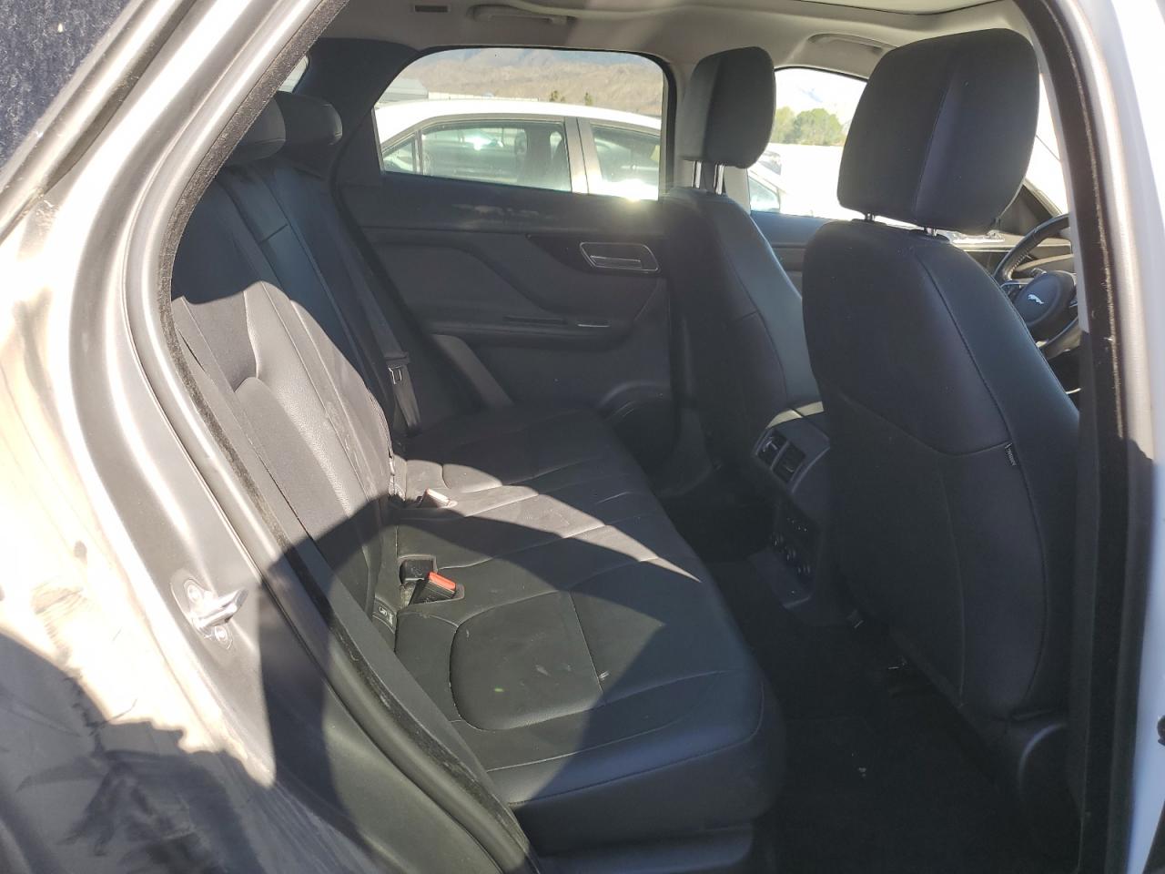 2018 Jaguar F-Pace Premium VIN: SADCJ2GX2JA295983 Lot: 90386345