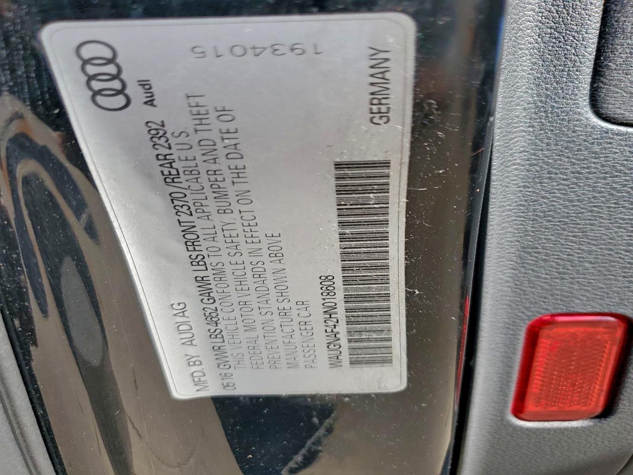 2017 Audi A4 Premium VIN: WAUGNAF42HN018608 Lot: 91323105