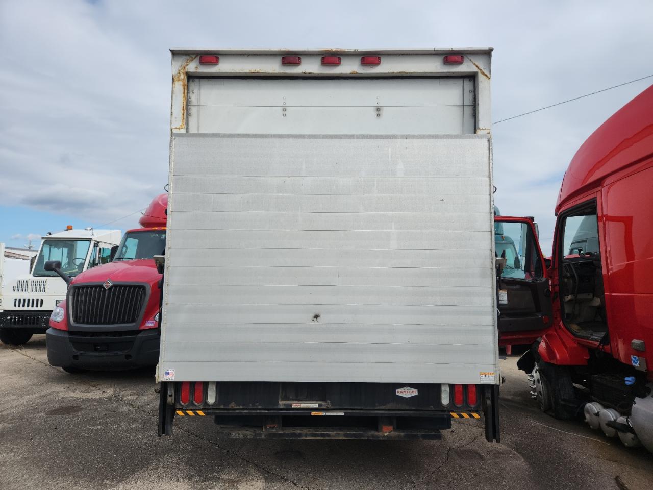 2007 Isuzu Npr Box Truck VIN: JALE5B16077300997 Lot: 87304425