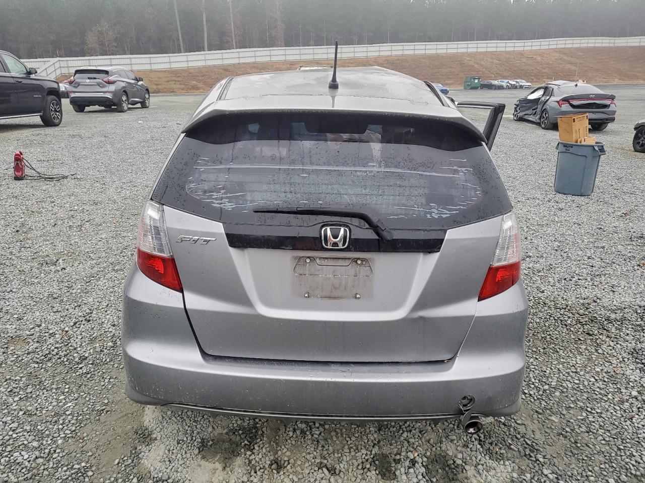 2009 Honda Fit Sport VIN: JHMGE884X9S003039 Lot: 93621735