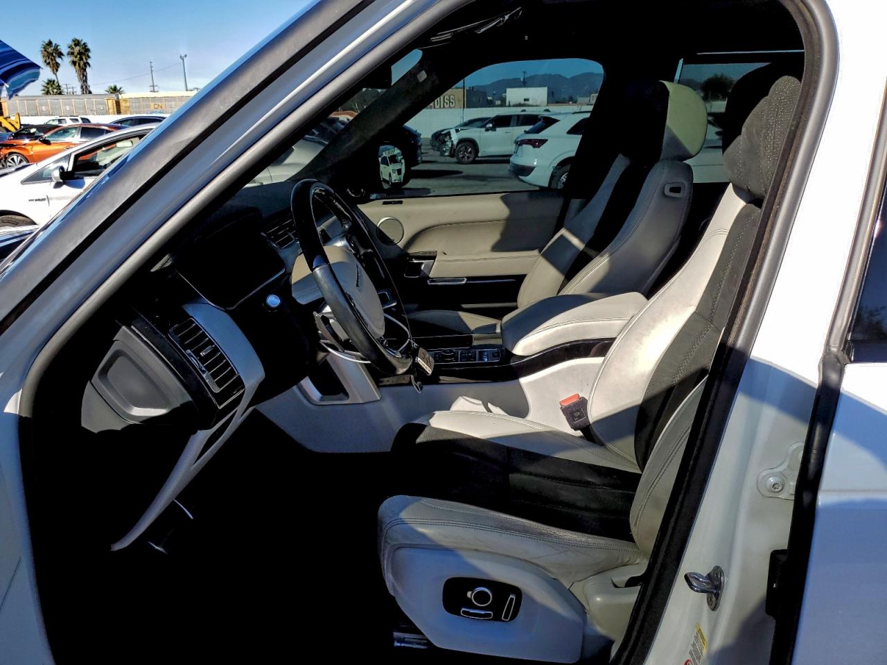 2016 Land Rover Range Rover Supercharged VIN: SALGS3EF8GA289682 Lot: 94550845