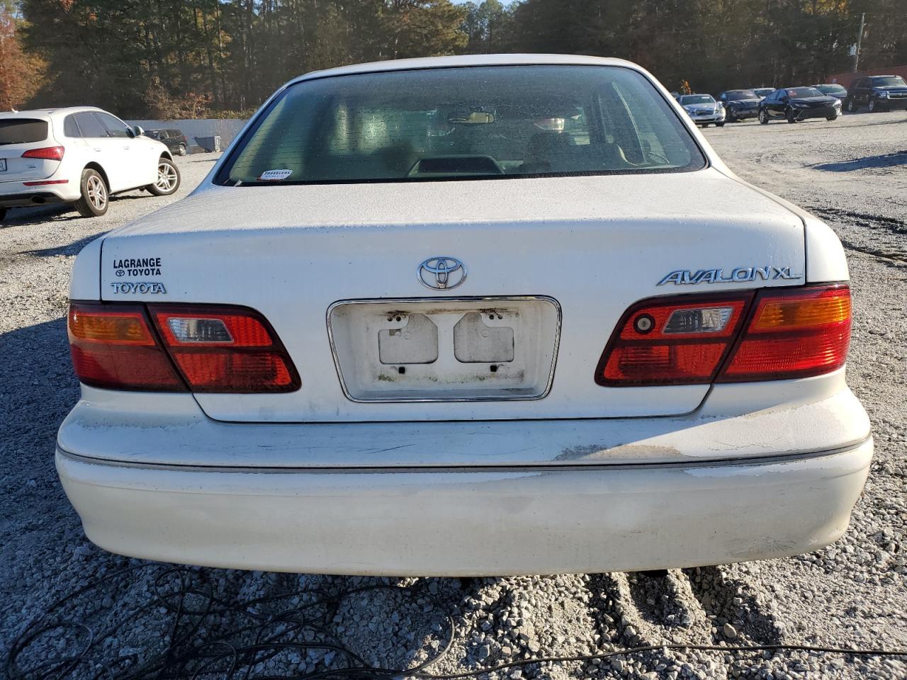 1999 Toyota Avalon Xl VIN: 4T1BF18B4XU337773 Lot: 92808645