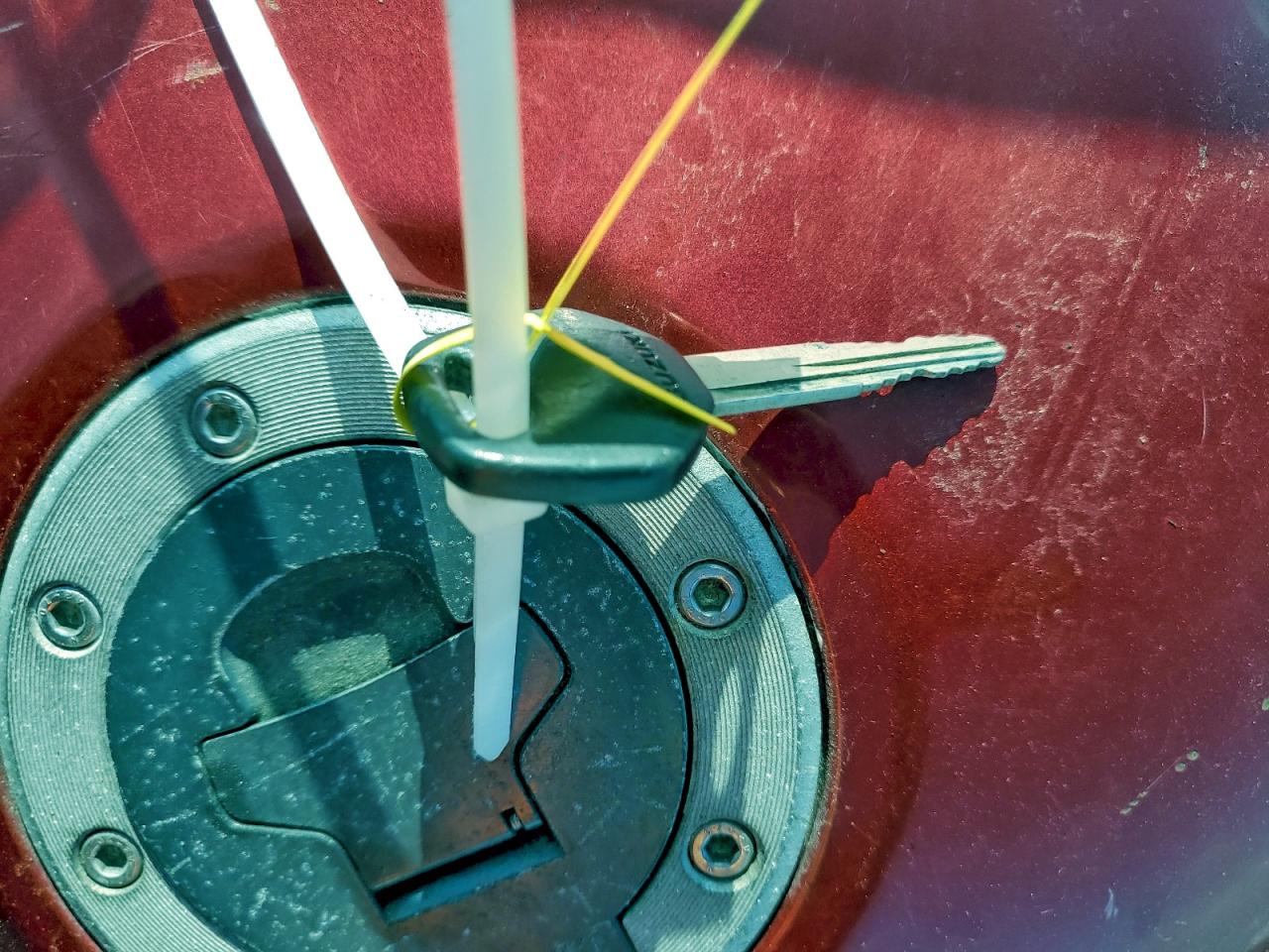 2001 Suzuki Sv650 S VIN: JS1VP52A412104236 Lot: 93858475