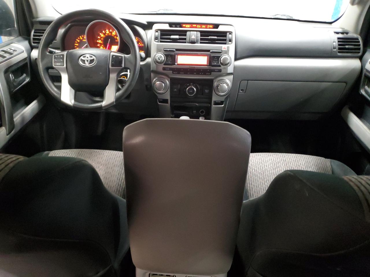 2011 Toyota 4Runner Sr5 VIN: JTEBU5JR4B5045743 Lot: 90735615