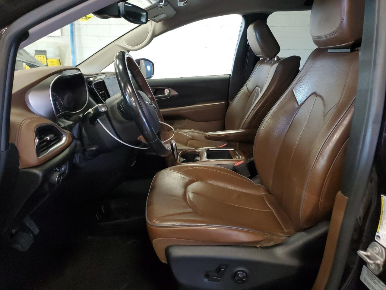 2017 Chrysler Pacifica Limited VIN: 2C4RC1GG3HR683577 Lot: 91001465