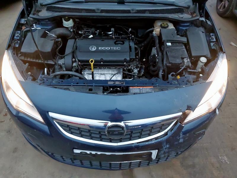 2010 VAUXHALL ASTRA EXCL