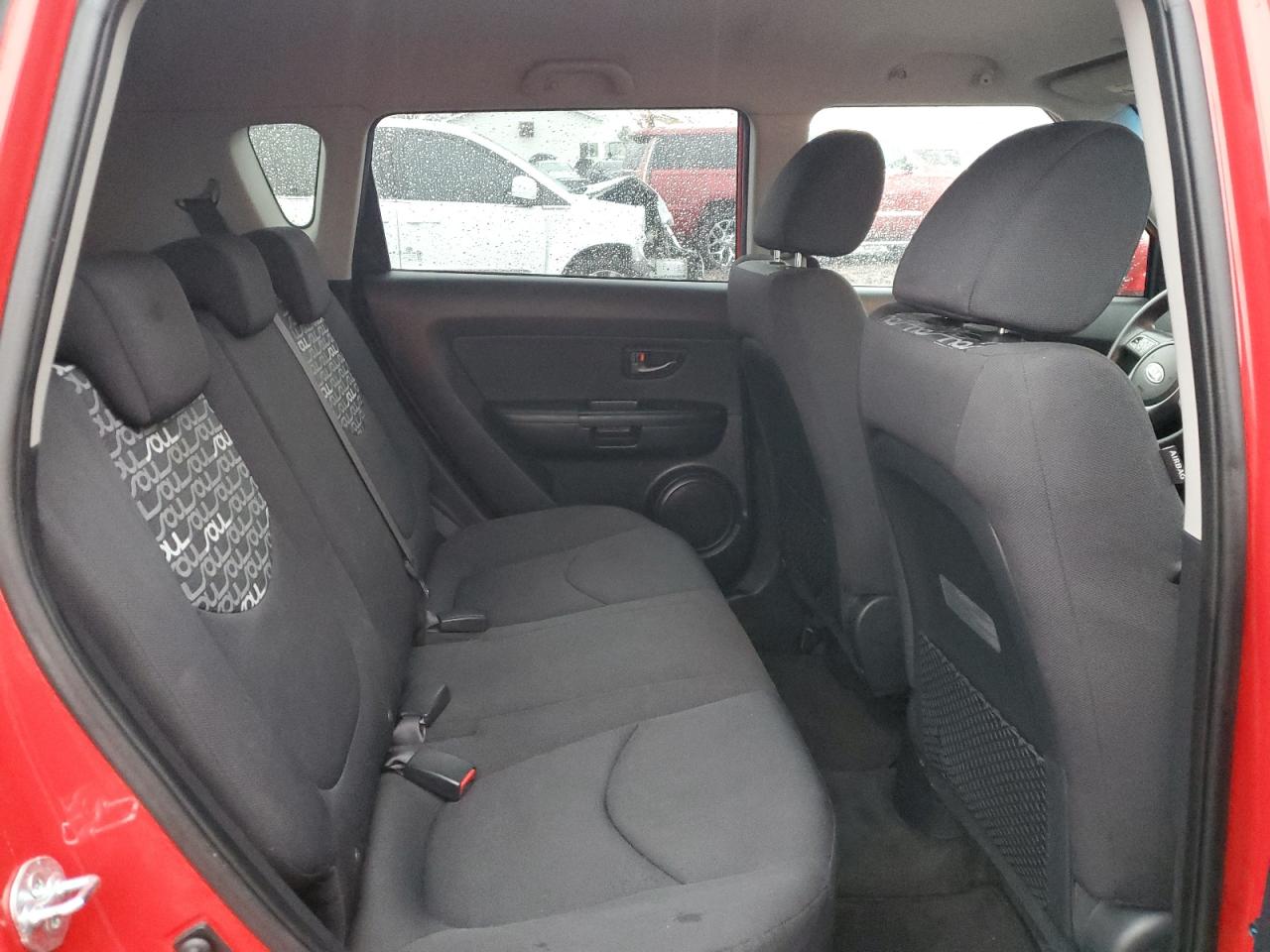 2010 Kia Soul + VIN: KNDJT2A2XA7139374 Lot: 93108515