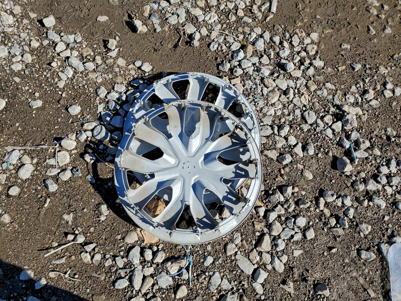 2018 Nissan Rogue S VIN: 5N1AT2MT3JC742092 Lot: 94154025