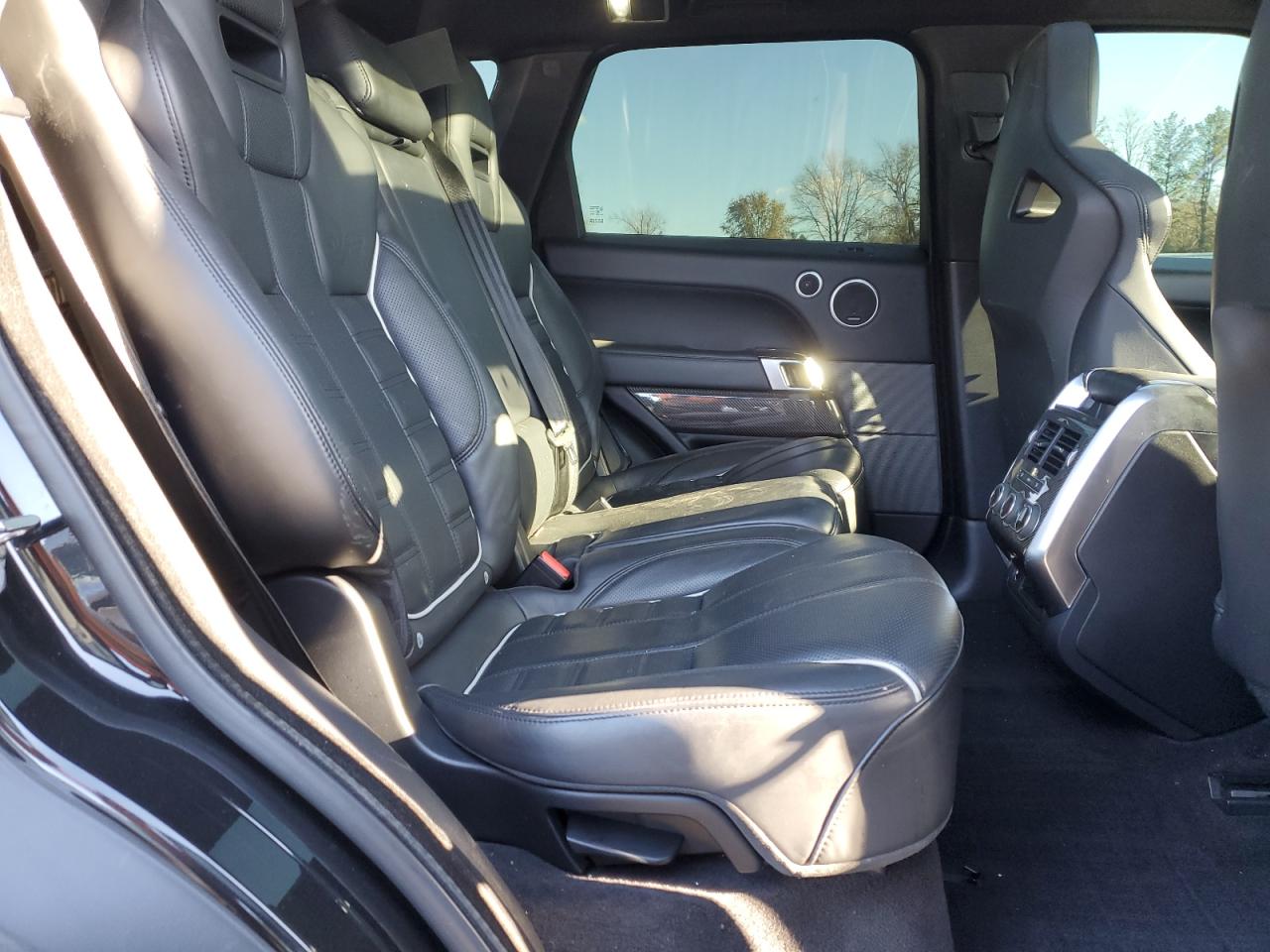 2017 Land Rover Range Rover Sport Svr VIN: SALWZ2FE9HA155210 Lot: 85438115