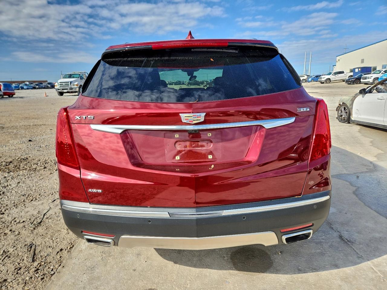 2018 Cadillac Xt5 Platinum VIN: 1GYKNGRS6JZ240295 Lot: 94040505