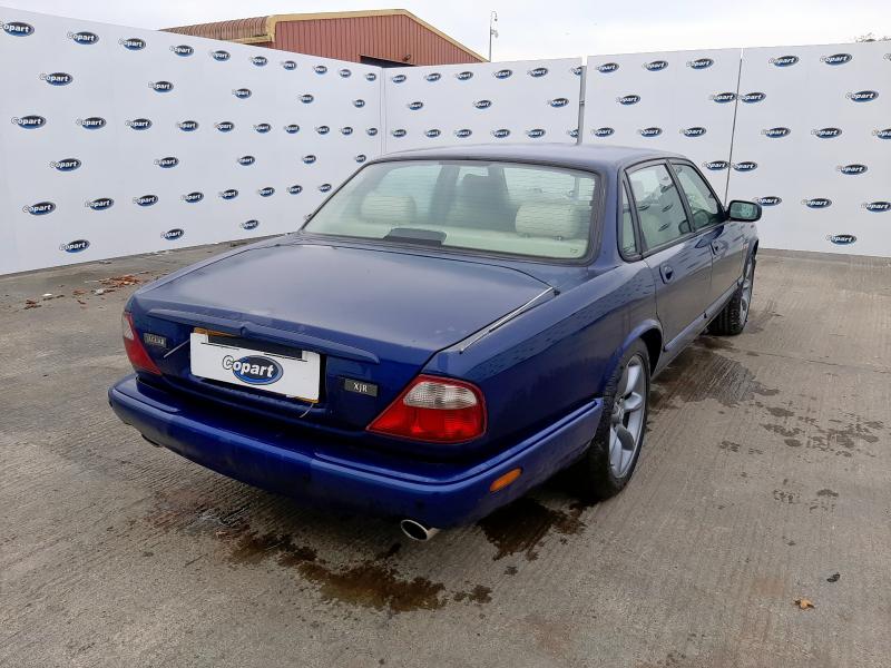 2000 JAGUAR V8 XJ SERIES 4.0 XJR SUPERCHARGED 4DR AUTO