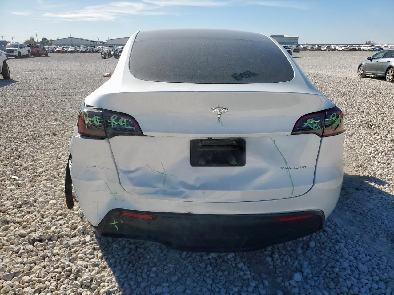 2023 Tesla Model Y VIN: 7SAYGDEE4PF628362 Lot: 92205295