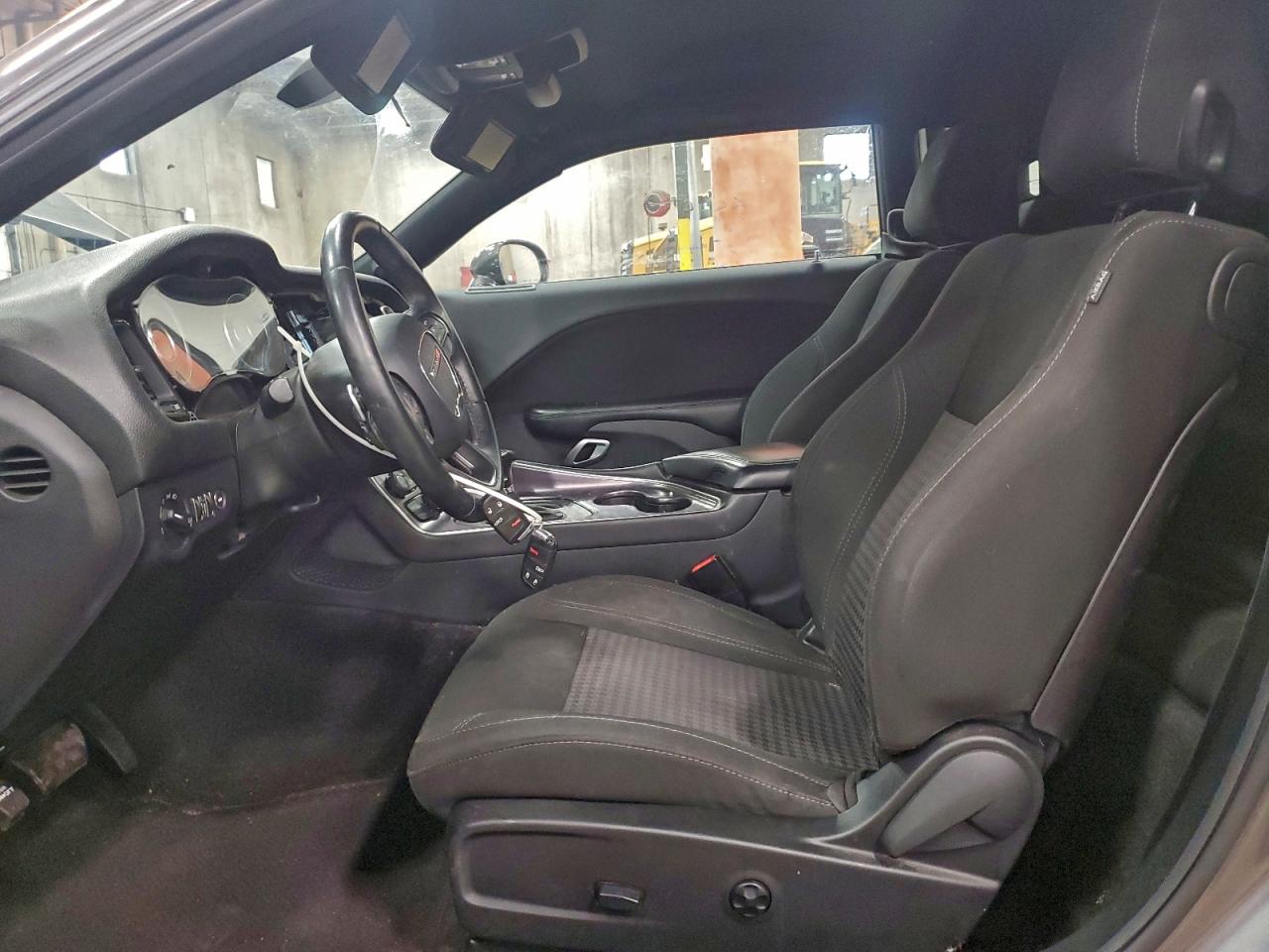 2015 Dodge Challenger Sxt VIN: 2C3CDZATXFH822182 Lot: 94175015