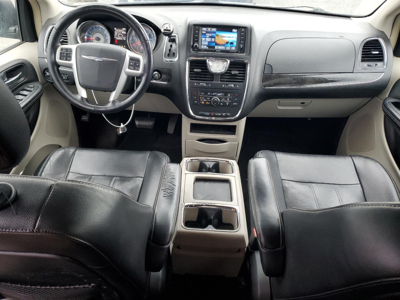 2014 Chrysler Town & Country Touring L VIN: 2C4RC1CG7ER407856 Lot: 90255535