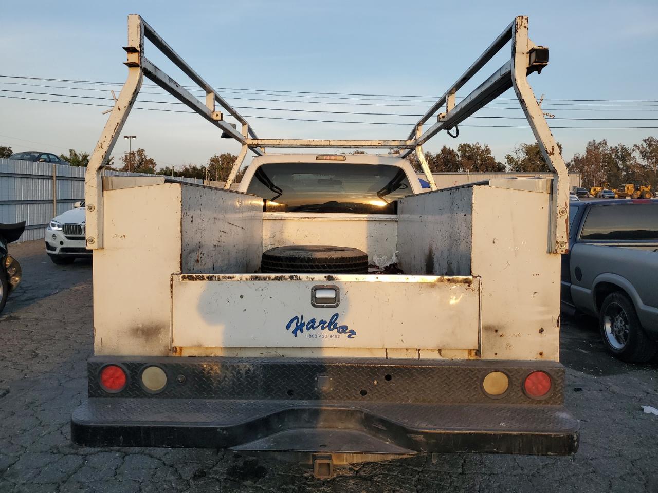 2009 Ford F250 Super Duty VIN: 1FDNF20599EA08041 Lot: 84766105