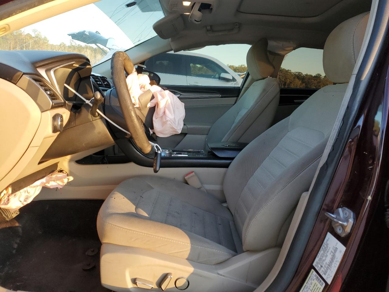 2017 Ford Fusion Se VIN: 3FA6P0H73HR106807 Lot: 90789445