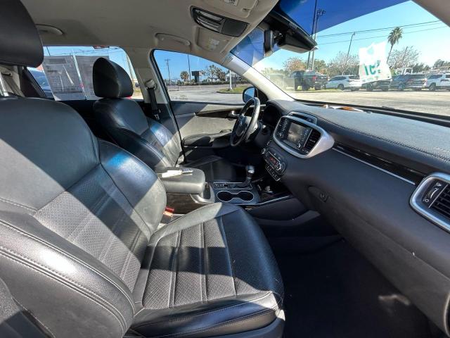  KIA SORENTO 2019 Серебристый