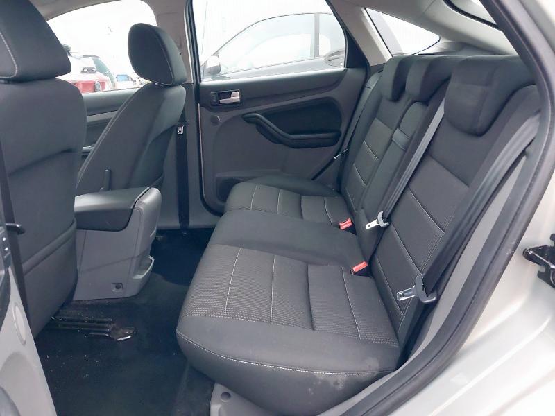 2009 FORD FOCUS 1.6 TITANIUM 5DR AUTO