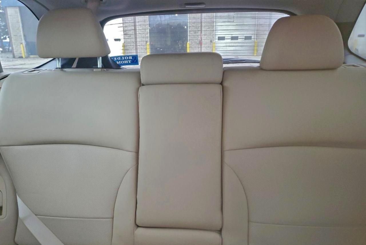 2017 Subaru Outback 2.5I Limited VIN: 4S4BSANC1H3374764 Lot: 94392825