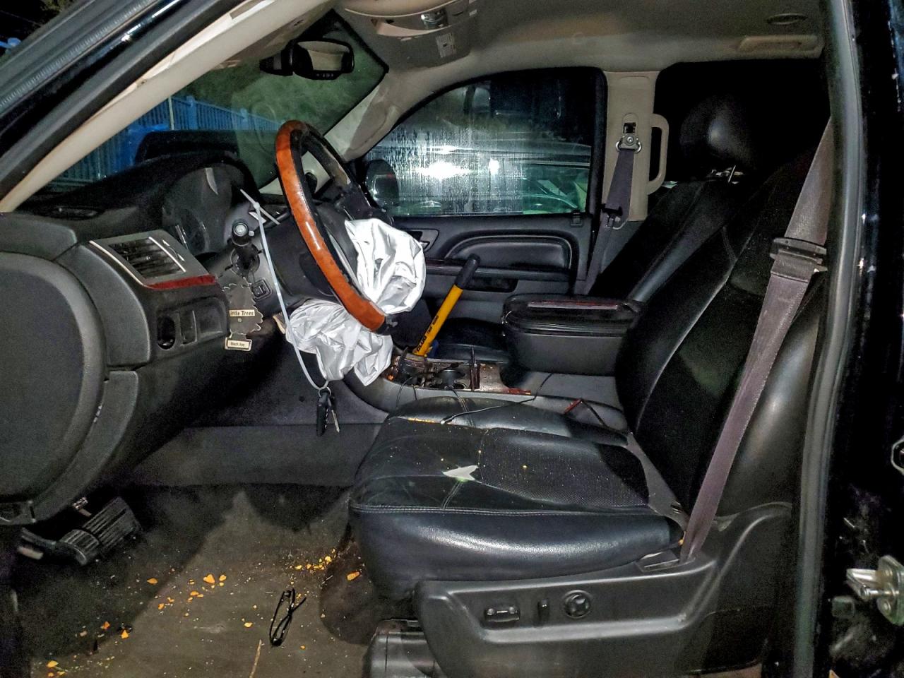 2014 Cadillac Escalade E VIN: 127577 Lot: 95016455