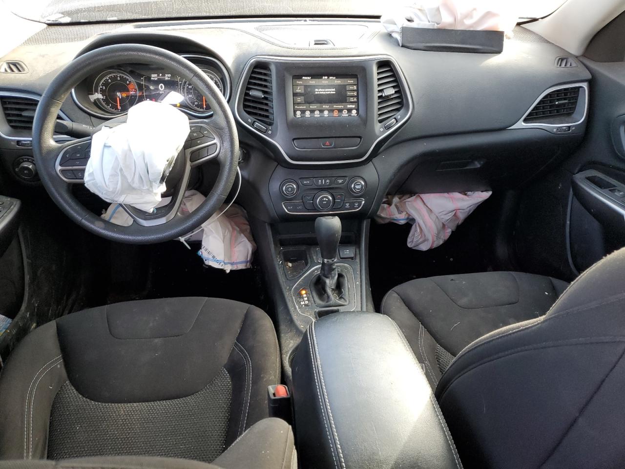 2019 Jeep Cherokee Latitude VIN: 1C4PJLCB7KD466112 Lot: 92001515