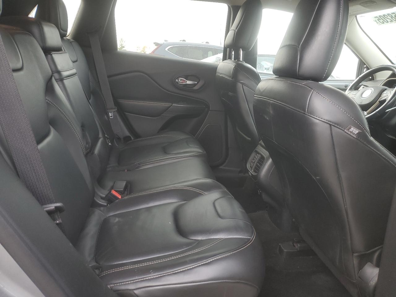 2015 Jeep Cherokee Limited VIN: 1C4PJMDSXFW640088 Lot: 90358205