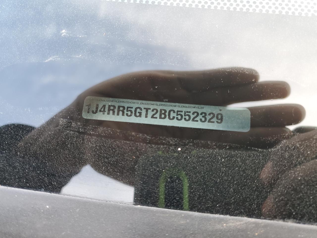 2011 Jeep Grand Cherokee Limited VIN: 1J4RR5GT2BC552329 Lot: 92858055