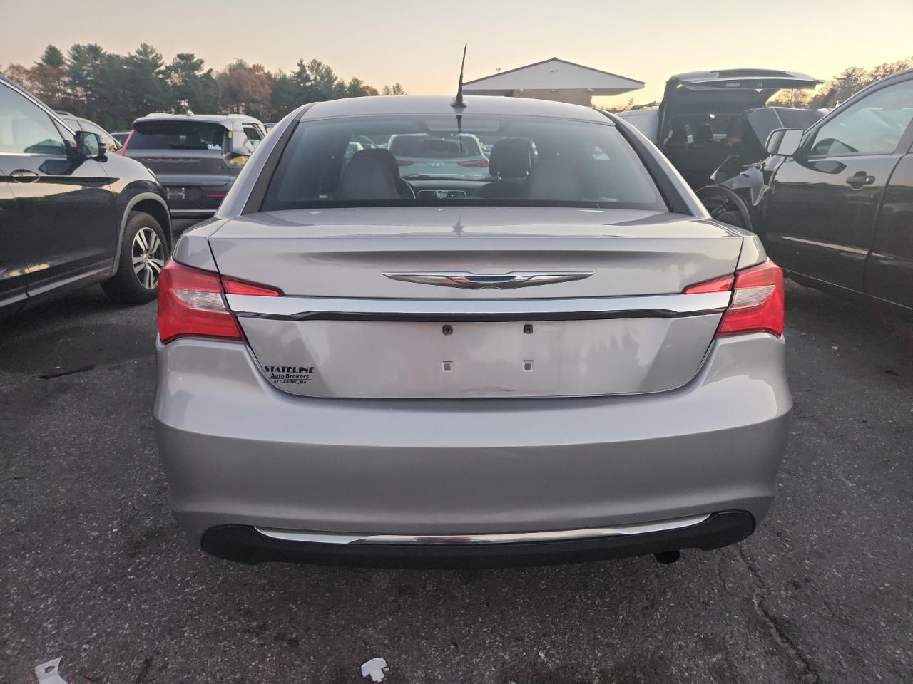 2013 Chrysler 200 Touring VIN: 1C3CCBBB0DN510232 Lot: 90715135