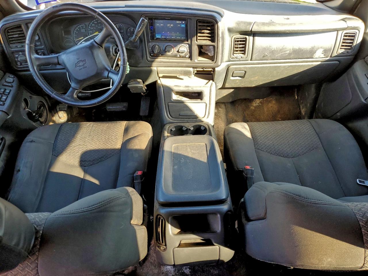 2002 Chevrolet Avalanche C1500 VIN: 3GNEC13T92G105649 Lot: 93955945