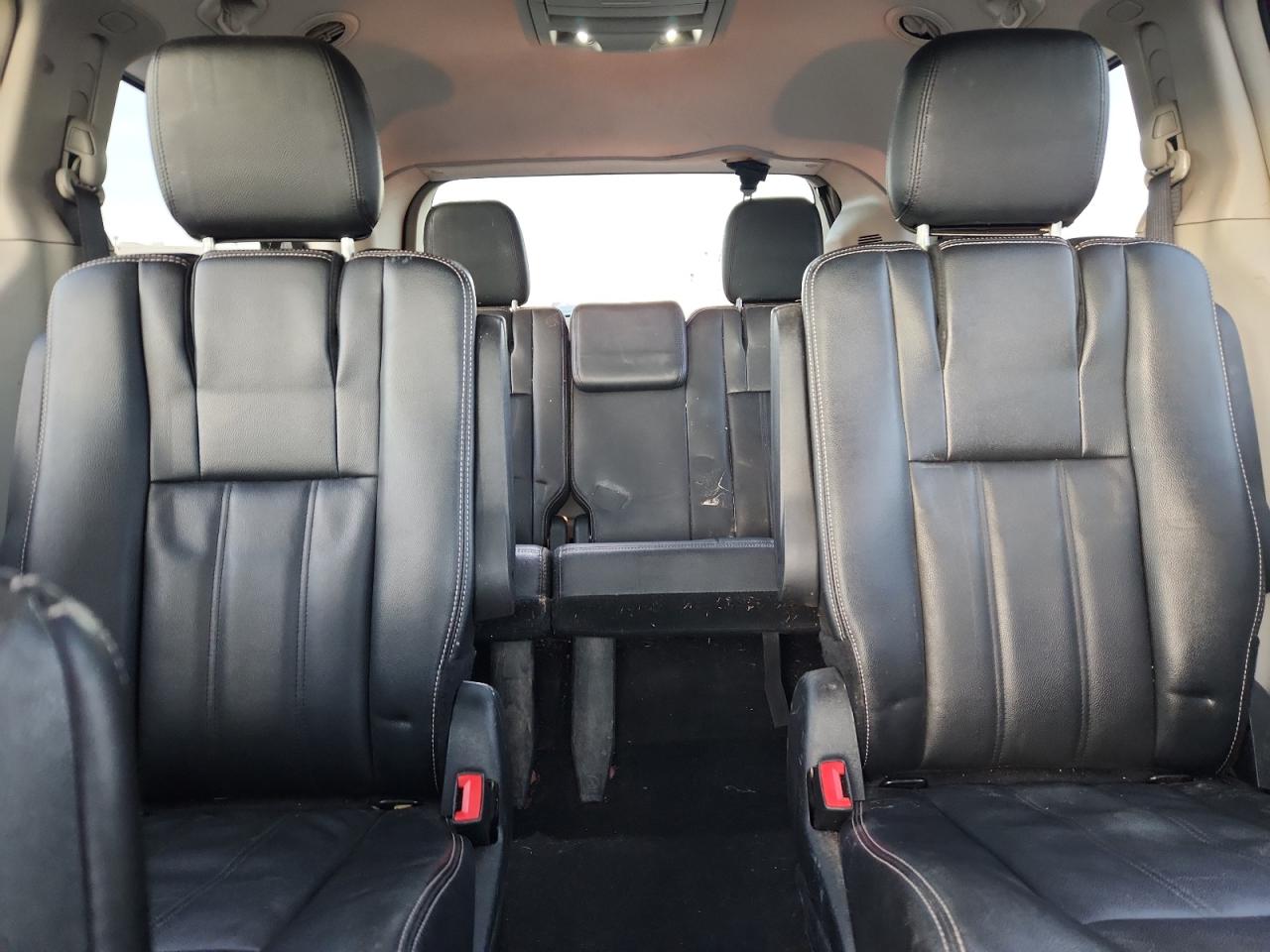 2015 Chrysler Town & Country Touring VIN: 2C4RC1BG4FR564716 Lot: 91938245