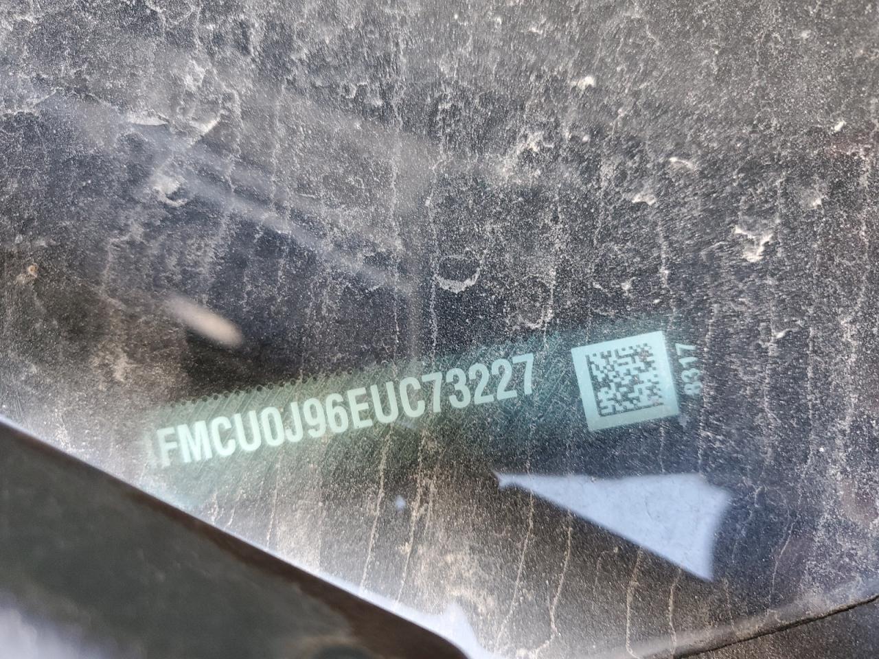 2014 Ford Escape Titanium VIN: 1FMCU0J96EUC73227 Lot: 92233765