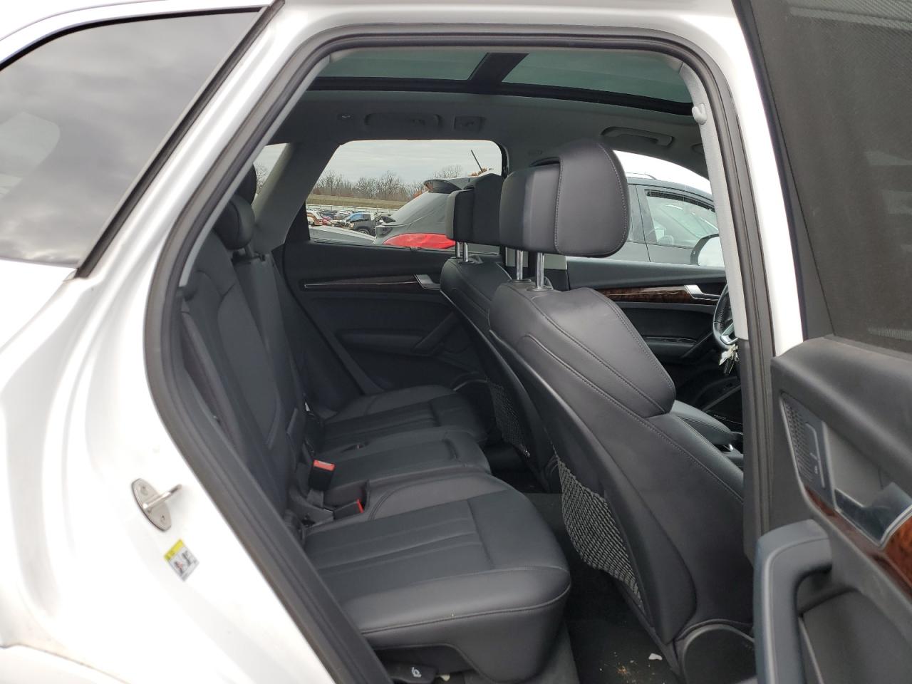 2018 Audi Q5 Premium Plus VIN: WA1BNAFY6J2025384 Lot: 92174555