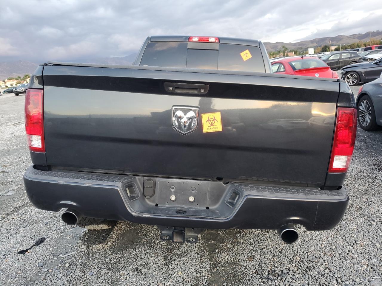 2016 Ram 1500 St VIN: 3C6JR6AT2GG206343 Lot: 93324355