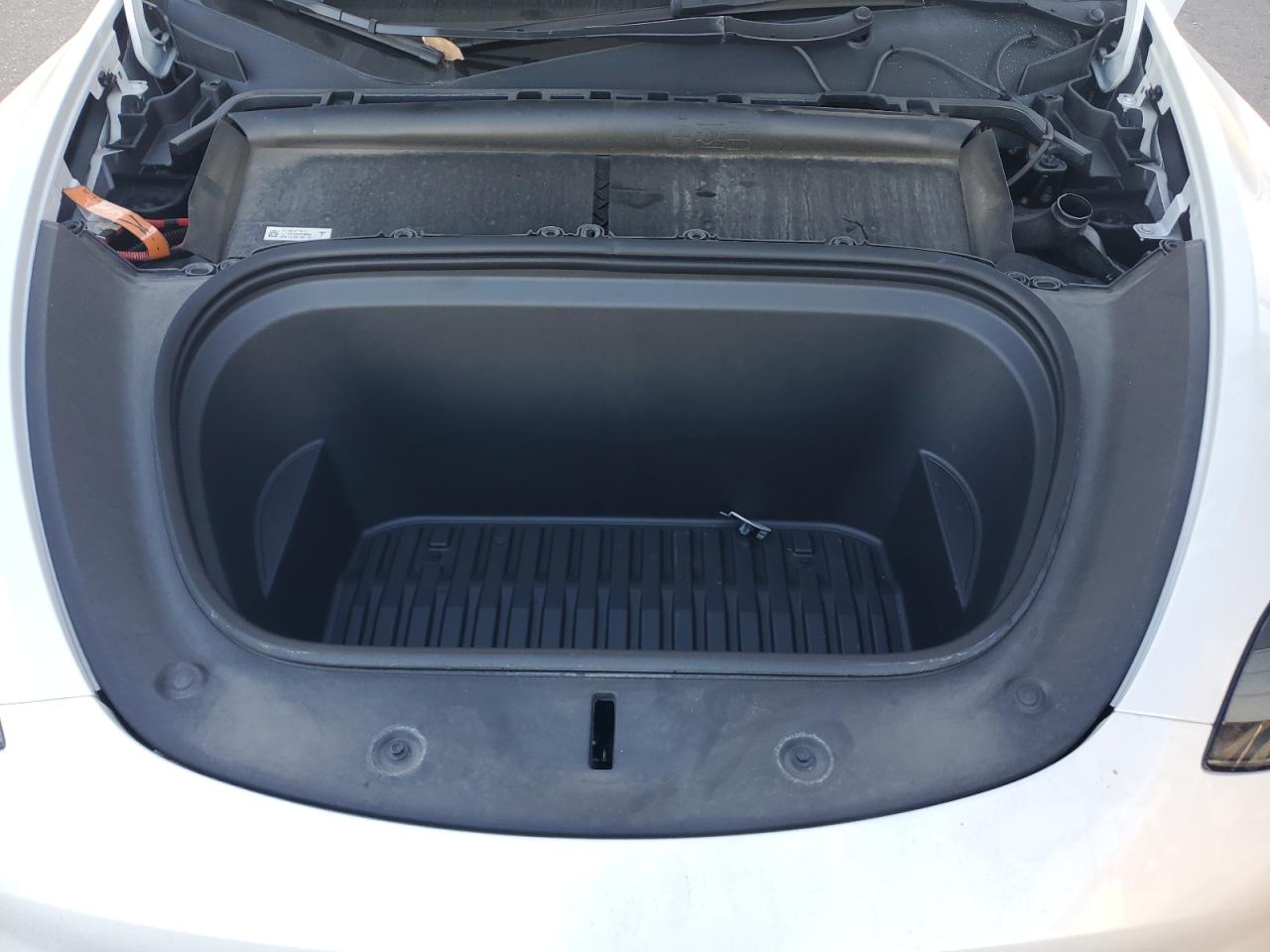 2023 Tesla Model Y VIN: 7SAYGDEF1PF714219 Lot: 91928375