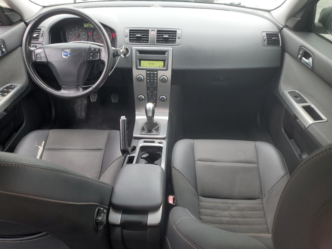 2010 Volvo S40 2.4I VIN: YV1382MS0A2495720 Lot: 92626875