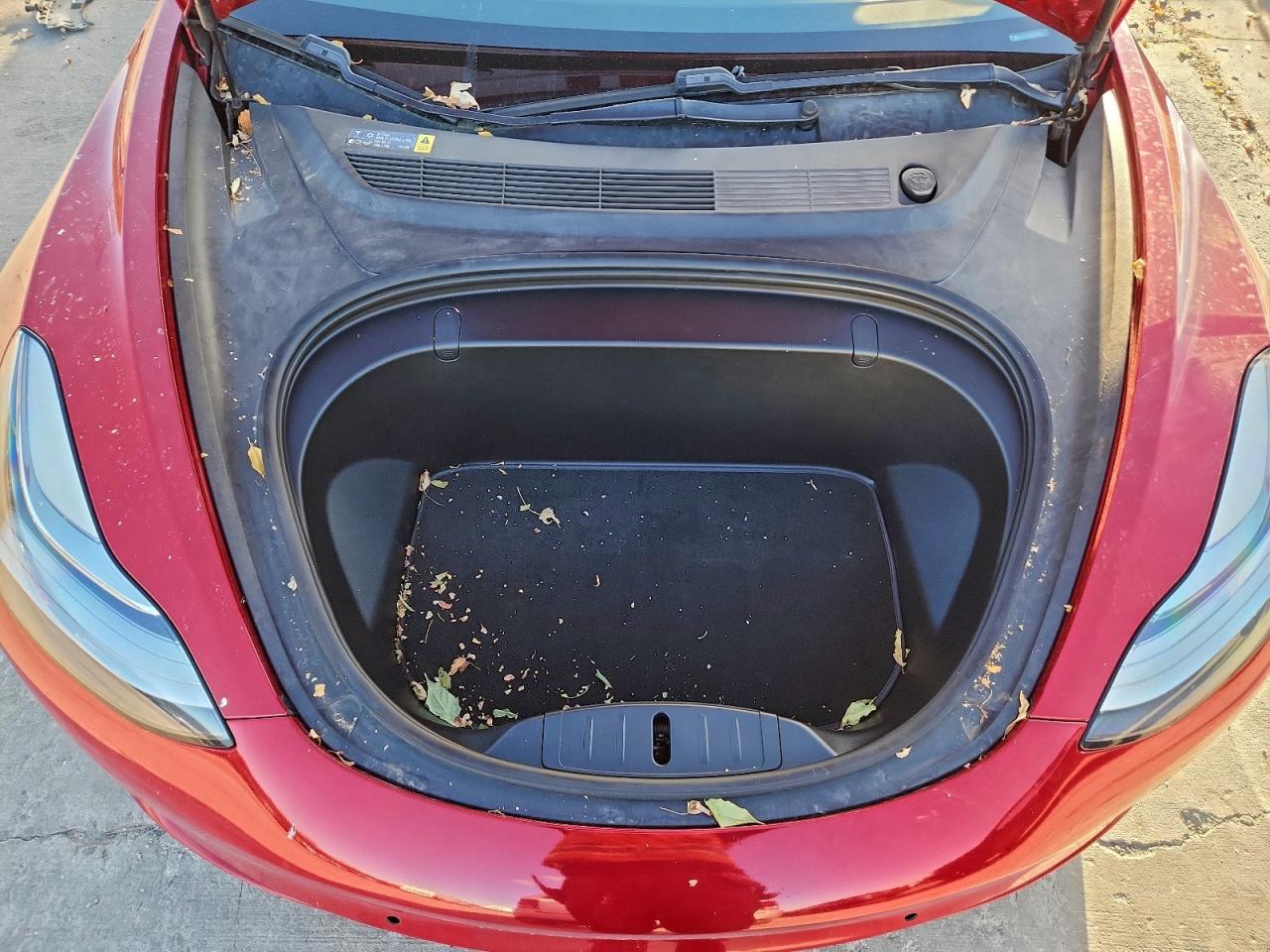 2018 Tesla Model 3 VIN: 5YJ3E1EA1JF058126 Lot: 94354595