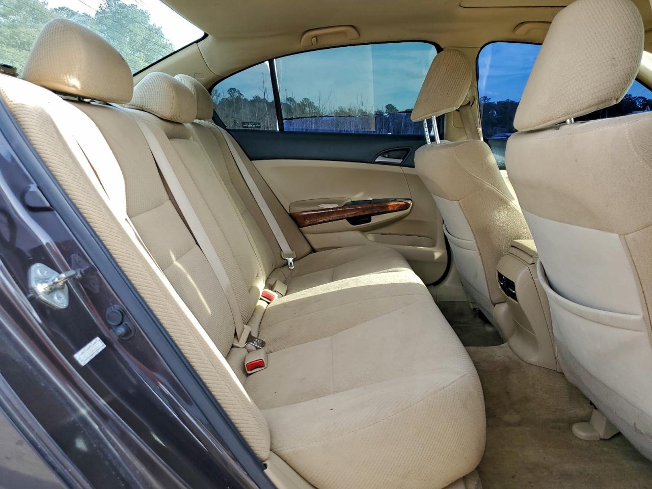 2011 Honda Accord Ex VIN: 1HGCP2F75BA069192 Lot: 94252805