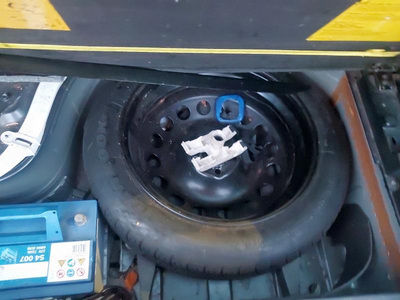 2006 VOLVO V70 D5 SE 5DR GEARTRONIC [185]