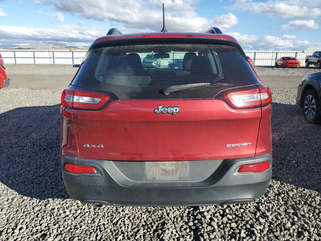 2015 Jeep Cherokee Sport VIN: 1C4PJMAB8FW764199 Lot: 93135615
