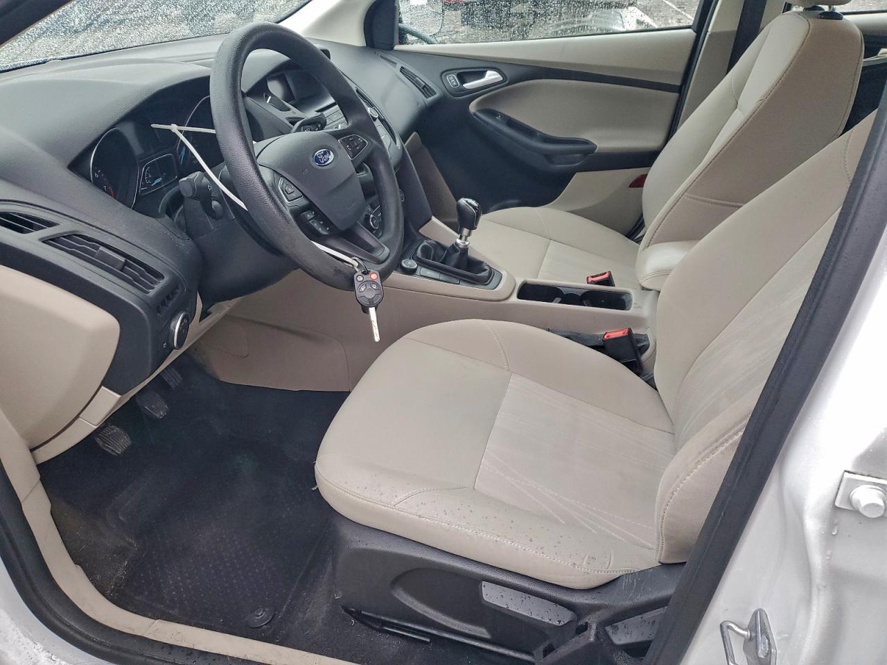 2017 Ford Focus Se VIN: 1FADP3FE7HL236582 Lot: 93728105