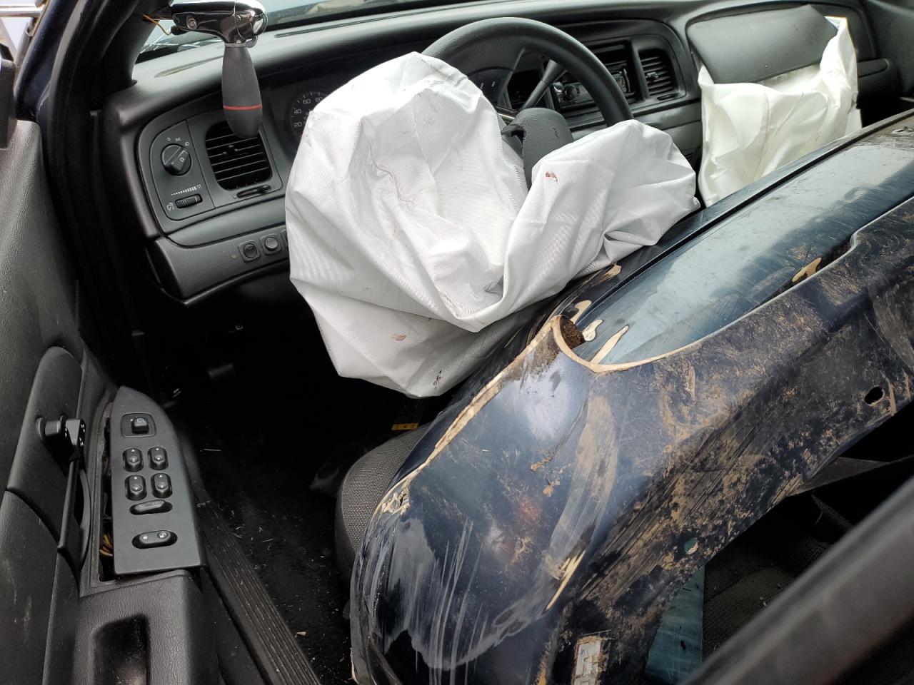 2008 Ford Crown Victoria Police Interceptor VIN: 2FAHP71V78X128983 Lot: 93366275